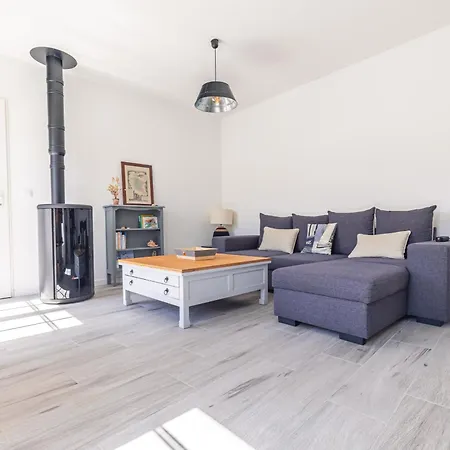 Petite Maison Confortable Pour 4 Nyaraló *