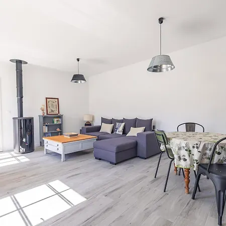 Petite Maison Confortable Pour 4 בית נופש *